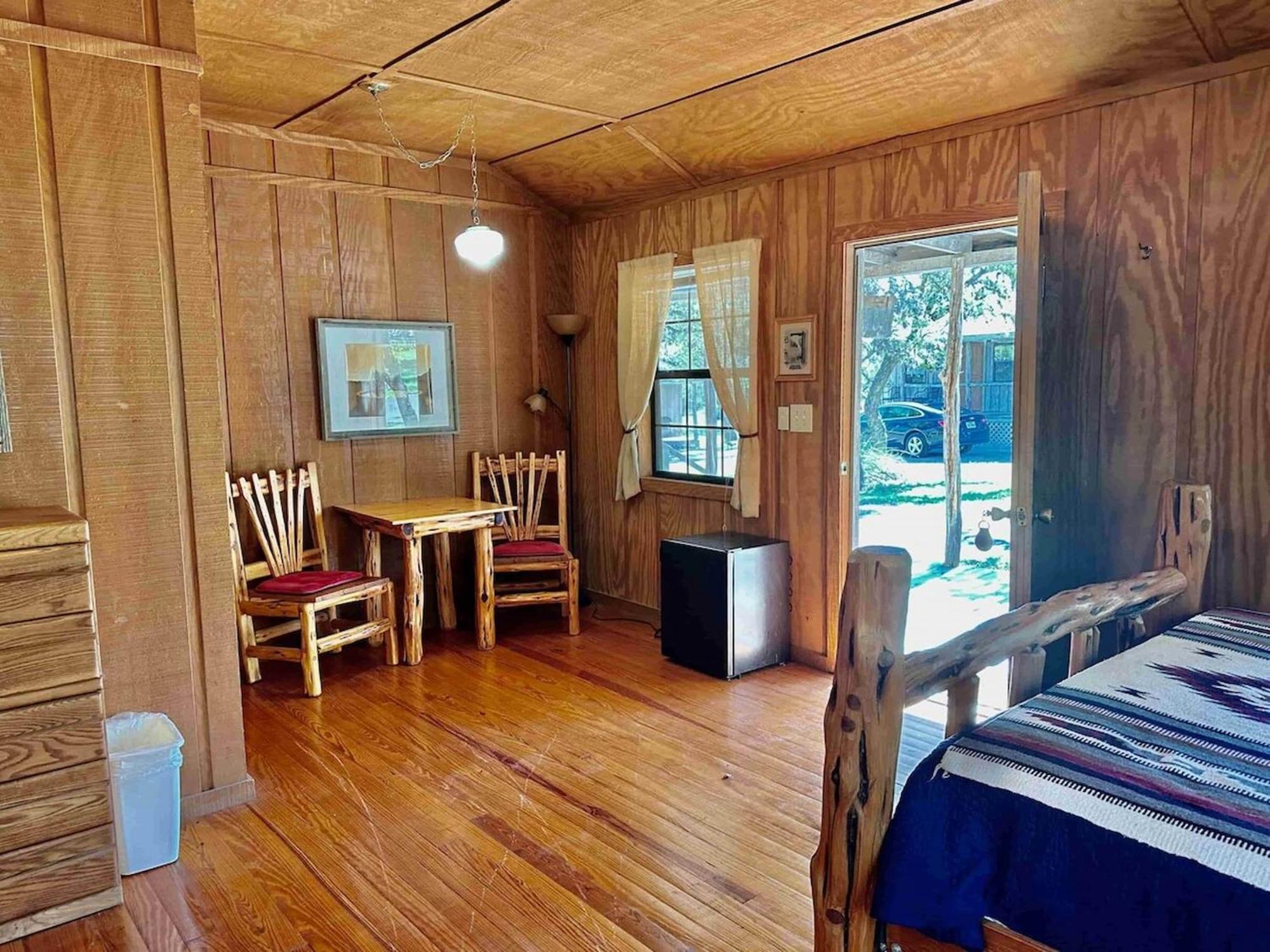 Crc Ranch Retreat Hotel Bandera Room photo